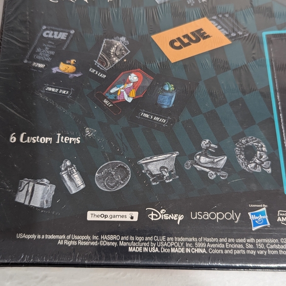 BNIB Disney Tim Burton's The Nightmare Before Christmas Clue Game - Picture 8 of 11